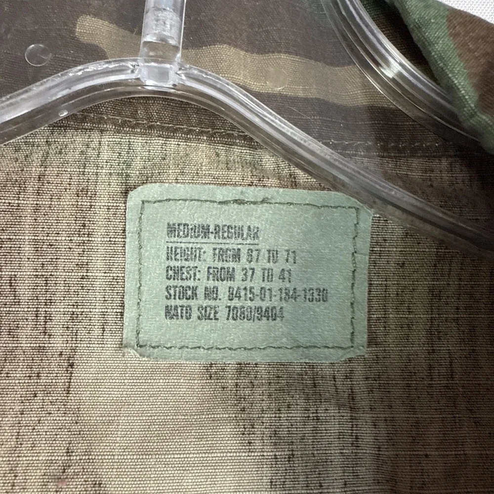 Vintage US Army Jacket Mens Medium Short Woodland Camo BDU Combat Field 90s